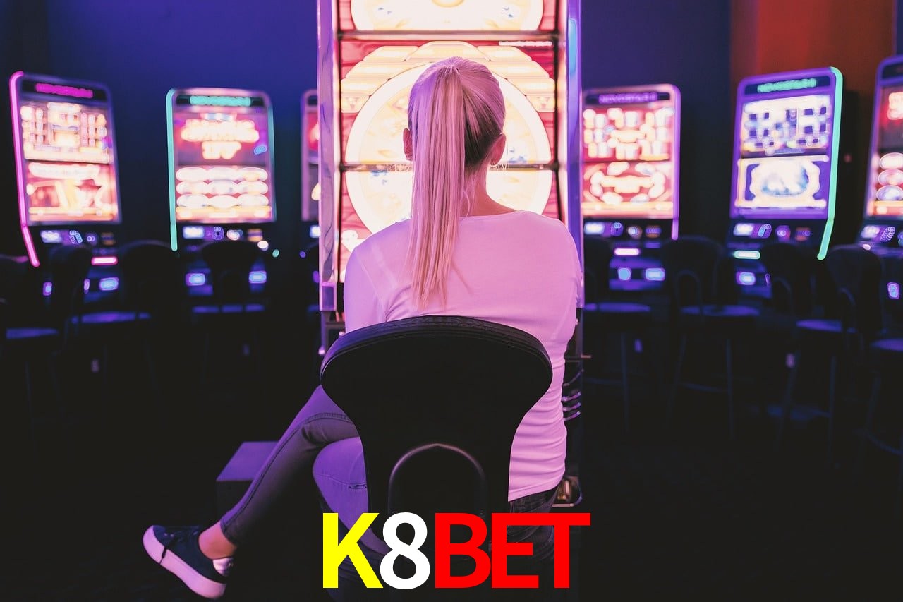Mesa de Roleta K8BET